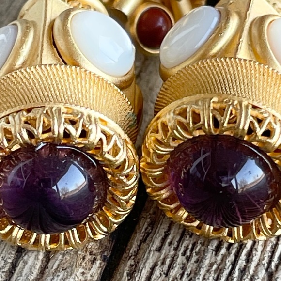 Natasha Stambouli Matte 24k Gold Plated Clipons - Picture 5 of 16